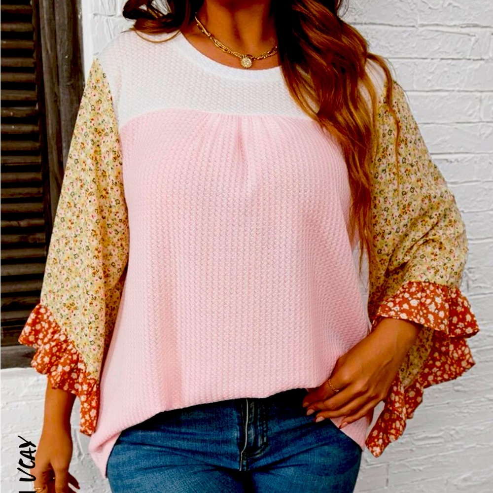 SHEIN Vacay Ditsy Floral Top
